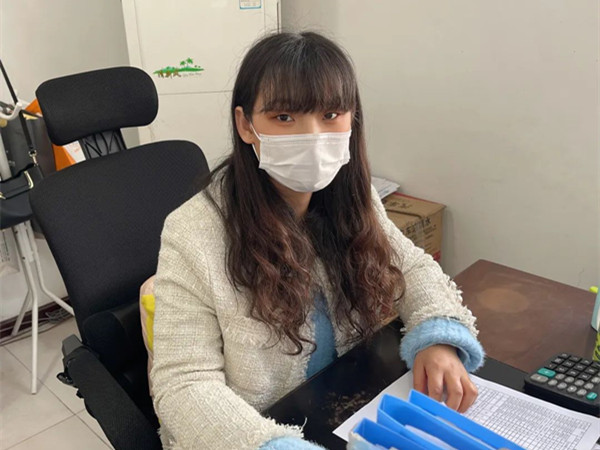 榜樣力量｜精誠嚴細，財務辦陳閃擔當有為